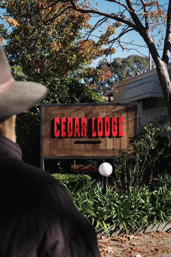 Cedar Lodge Braidwood エクステリア 写真
